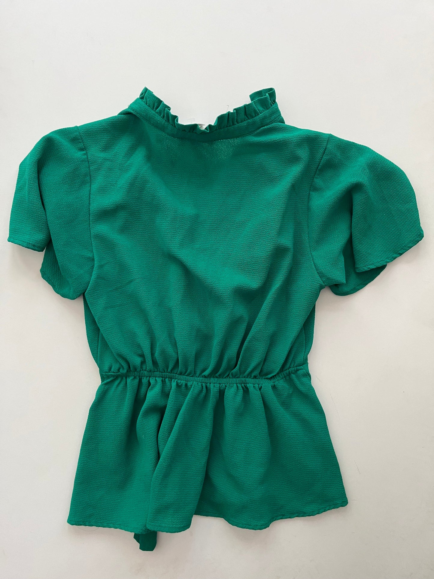 Blouse Short Sleeve By Monteau In Green, Size: S