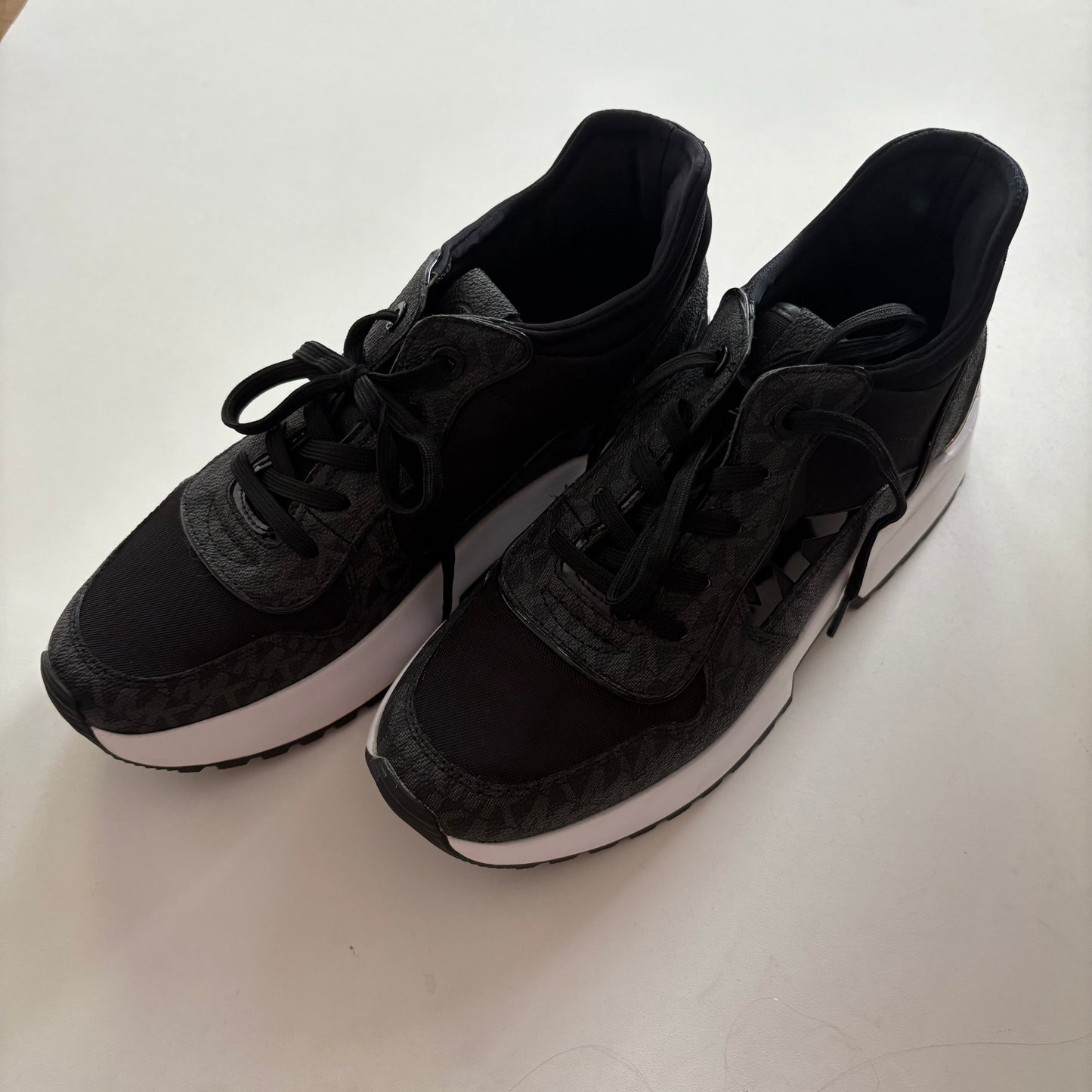 Shoes Athletic By Michael Kors In Black, Size: 9.5