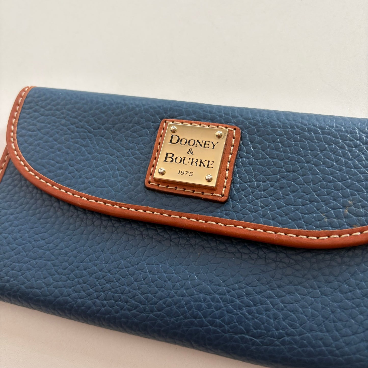 Wallet By Dooney And Bourke, Size: Large