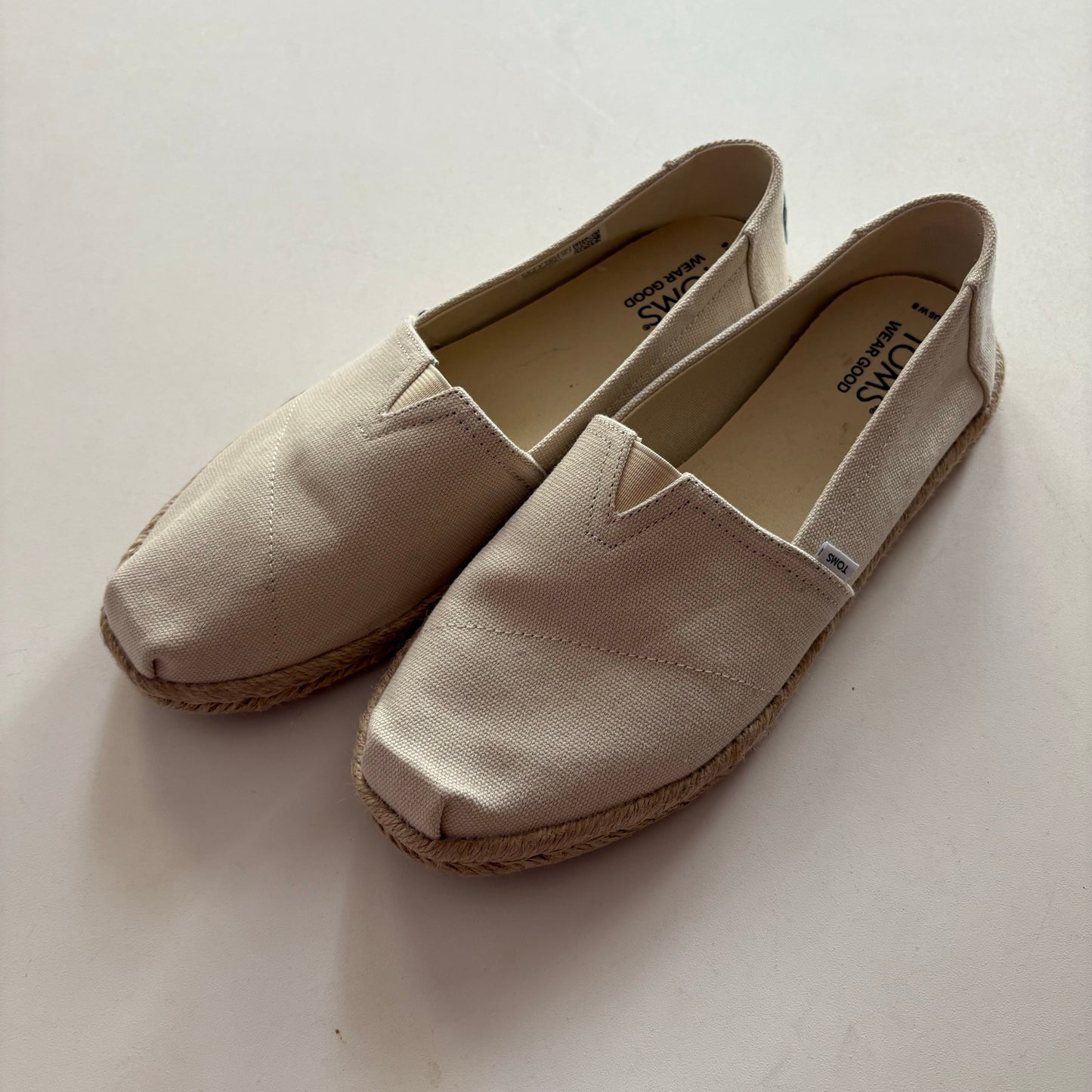 Shoes Flats By Toms In Cream, Size: 8