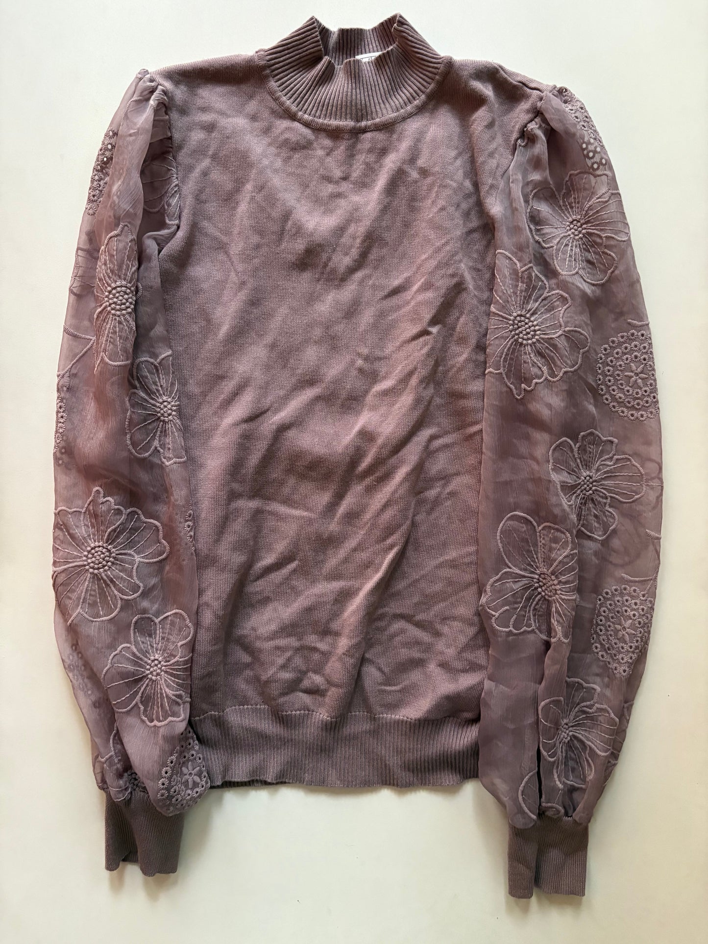 Sweater By Absolutely Famous In Purple, Size: S