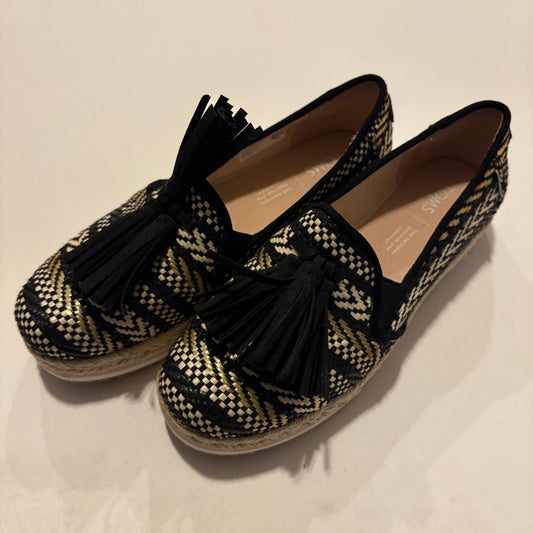 Shoes Flats By Toms In Black, Size: 6.5