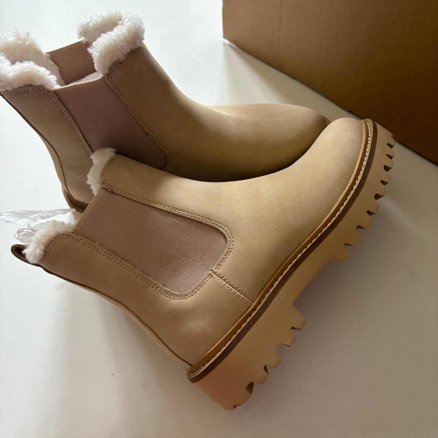 Boots Ankle Flats By J. Crew In Cream, Size: 6