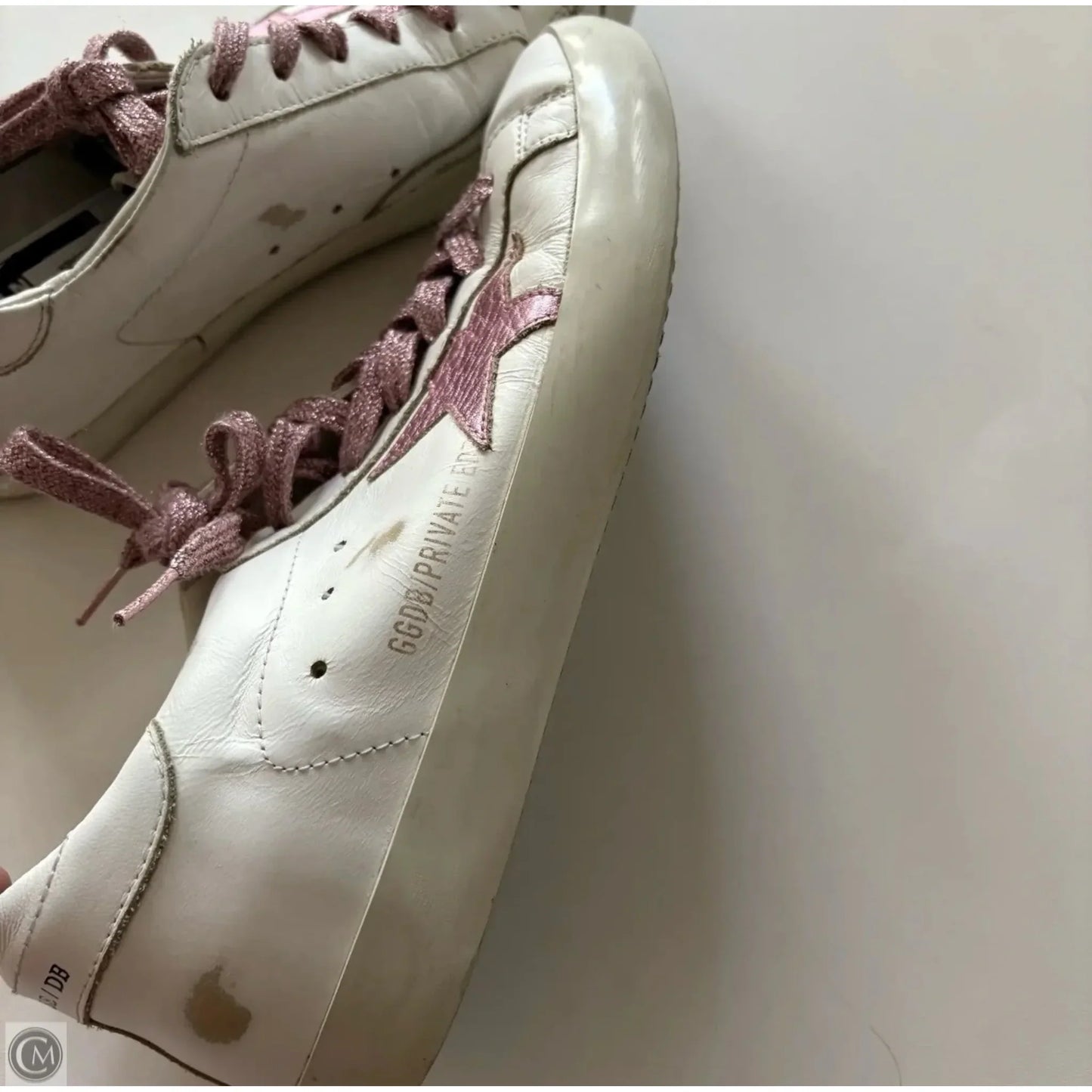 Shoes Luxury Designer By Golden Goose In Pink, Size: 9