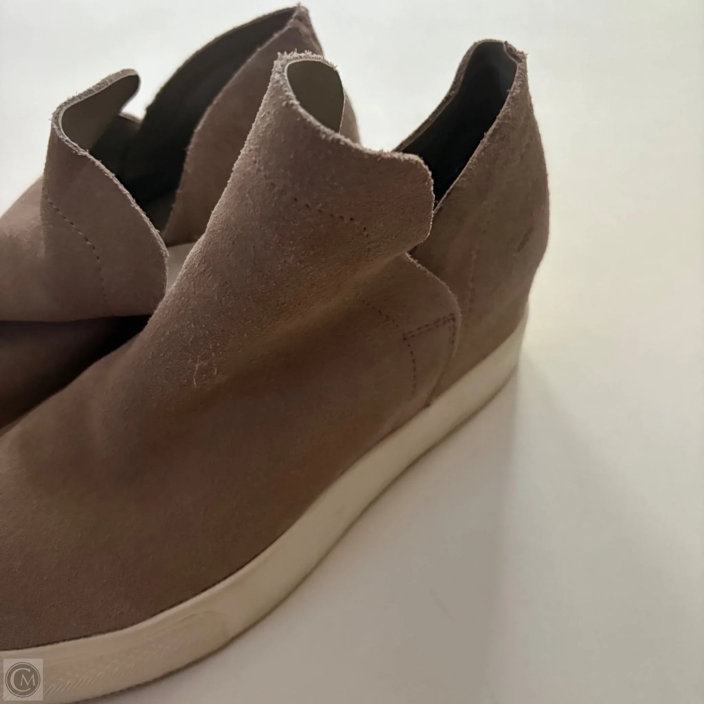 Boots Ankle Flats By Steve Madden In Taupe, Size: 5