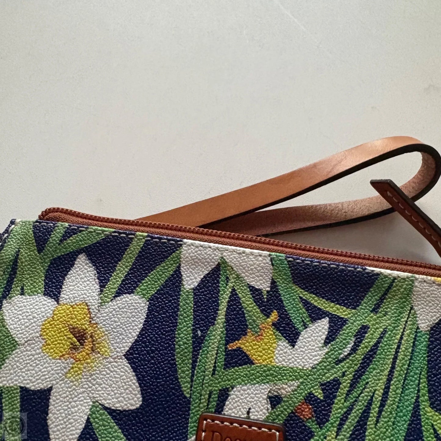 Wristlet Designer By Dooney And Bourke, Size: Medium