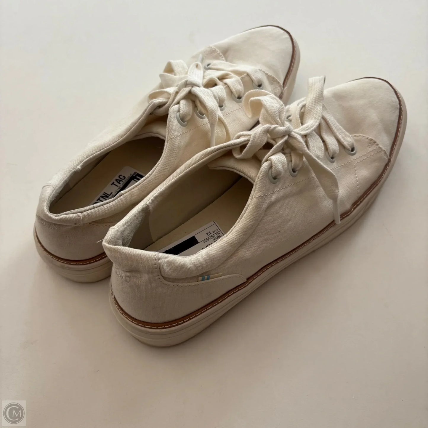 Shoes Flats By Toms In Cream, Size: 12