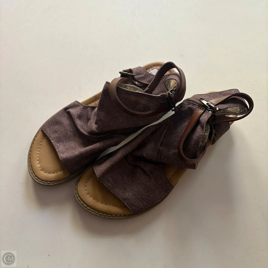 Sandals Flats By Blowfish In Brown, Size: 7.5