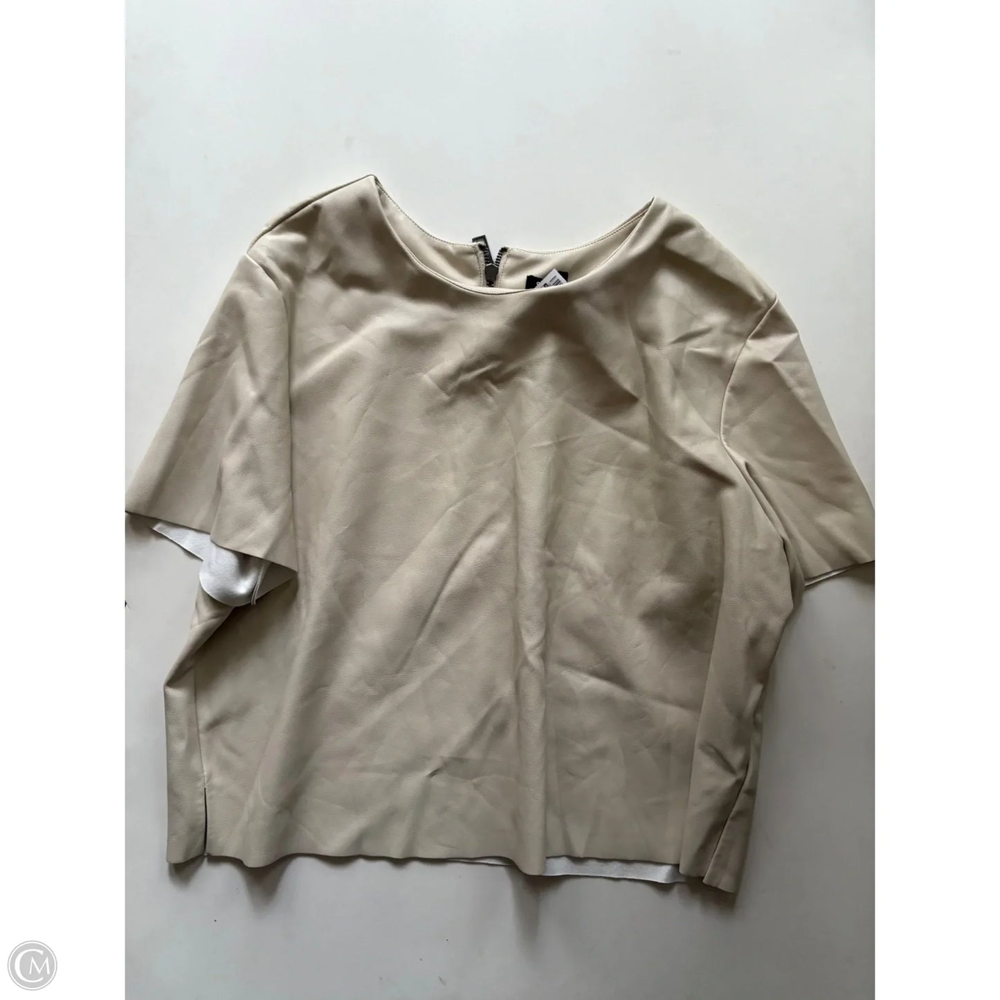 Top Short Sleeve By Steve Madden In Cream, Size: L