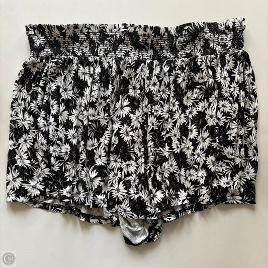 Shorts By Terra & Sky In Black & White, Size: 20