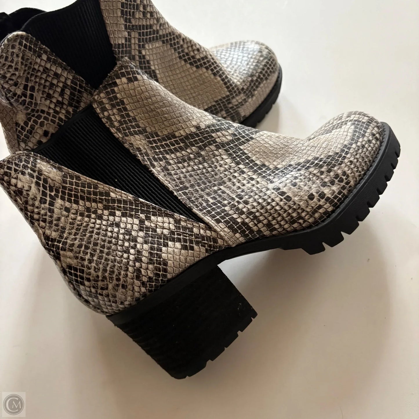 Boots Ankle Heels By Mia In Animal Print, Size: 7.5