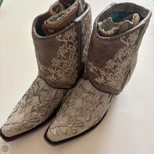 Boots Ankle Heels By Corral In Taupe, Size: 8.5