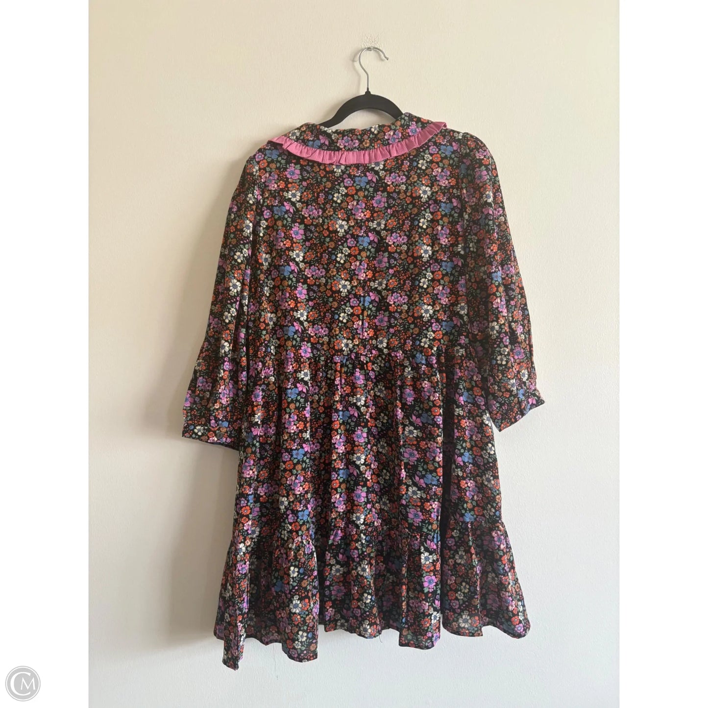 Dress Casual Short By Entro In Floral Print, Size: M