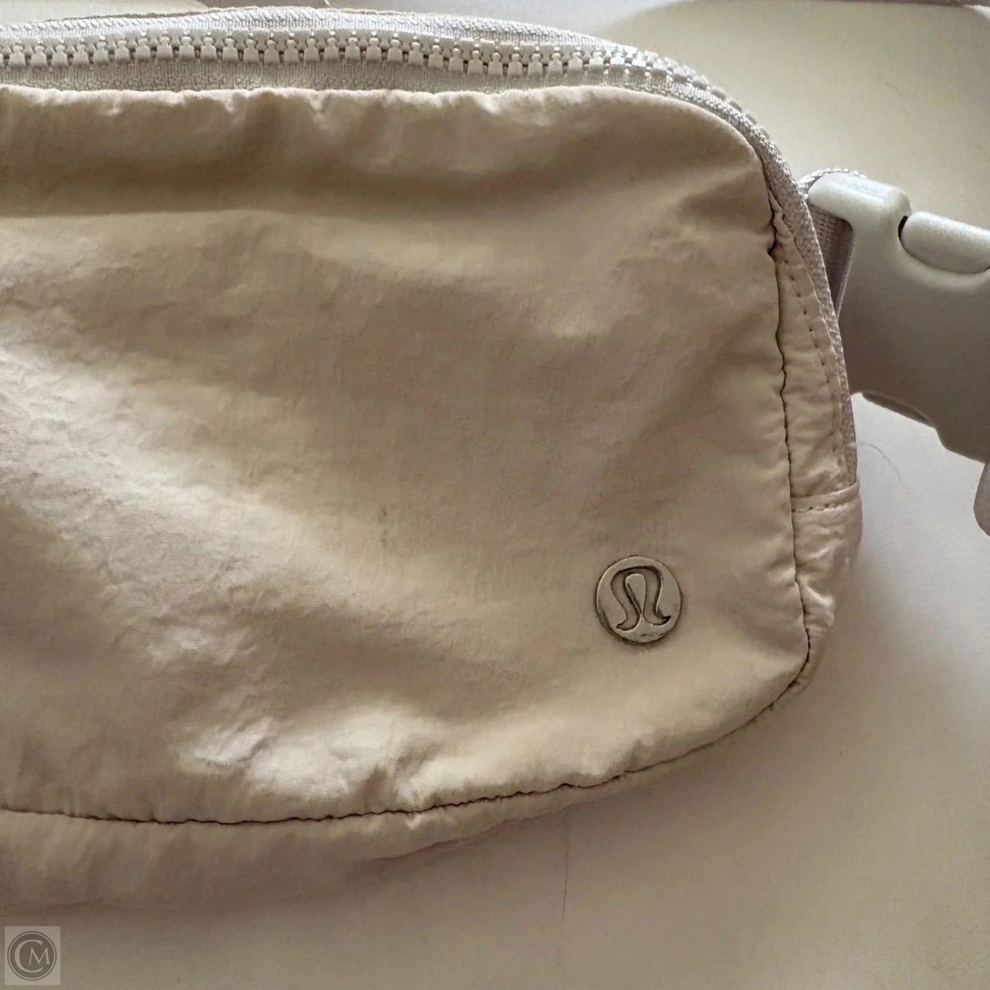 Handbag By Lululemon, Size: Medium