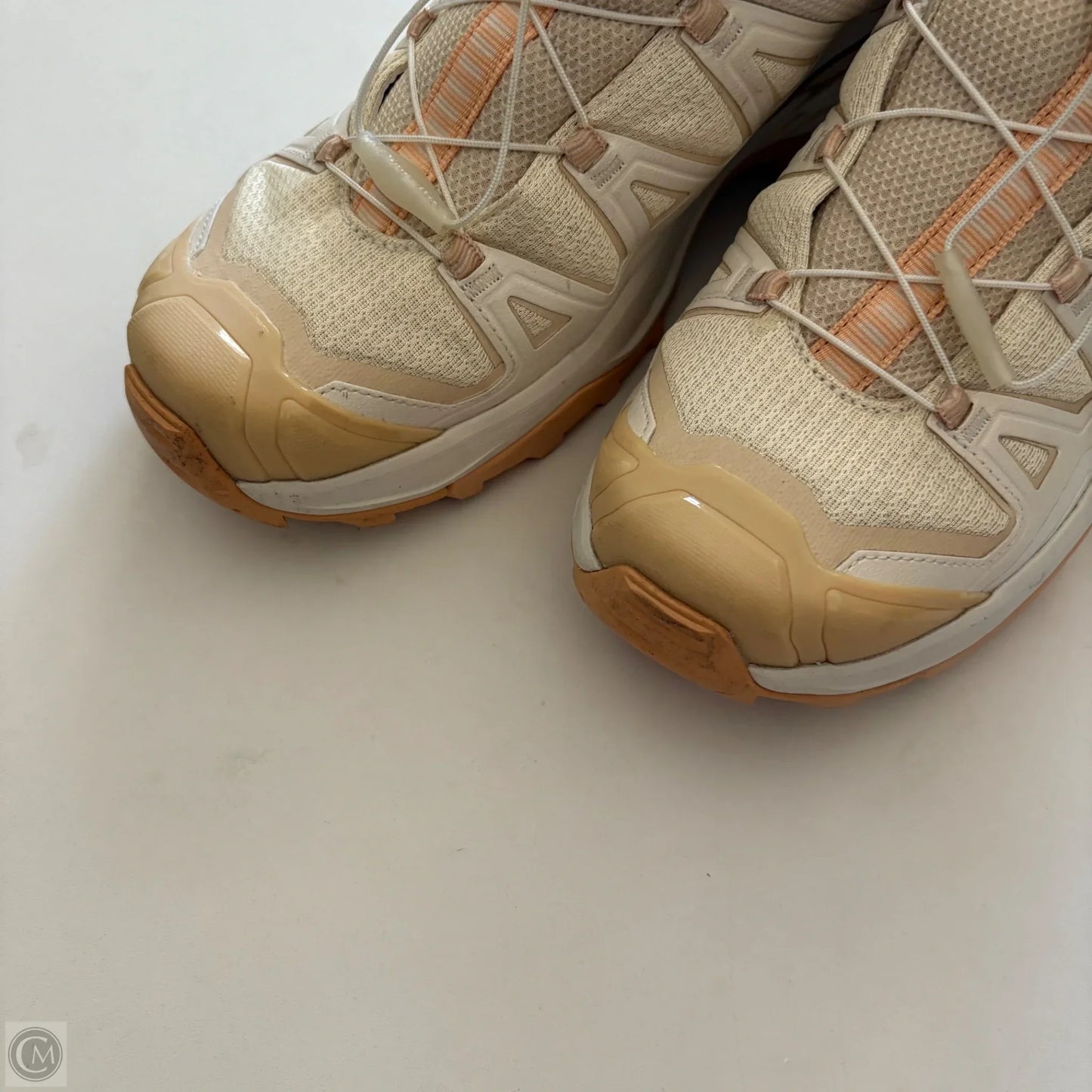 Shoes Athletic By Salomon In Cream, Size: 9.5
