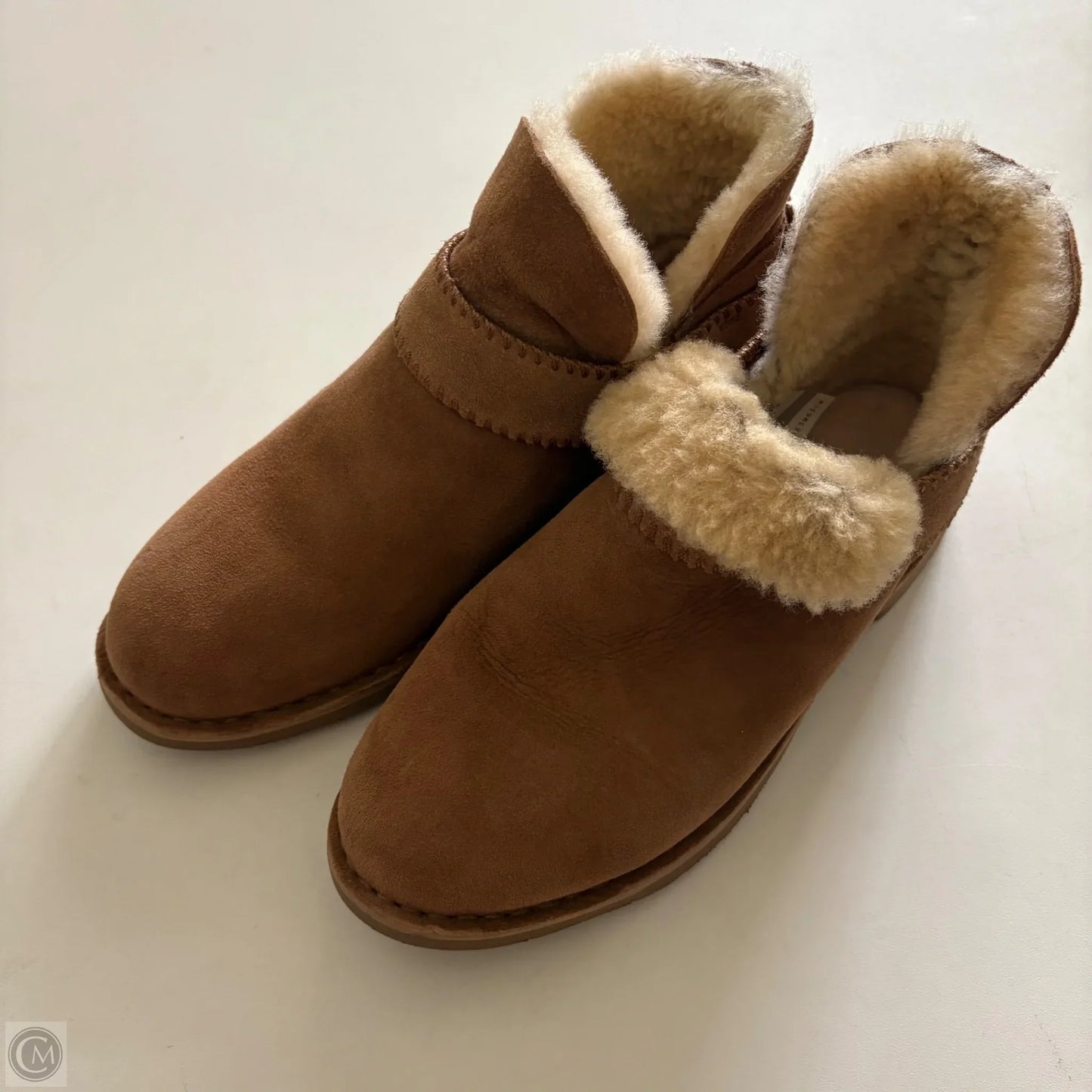Boots Designer By Ugg In Brown, Size: 8