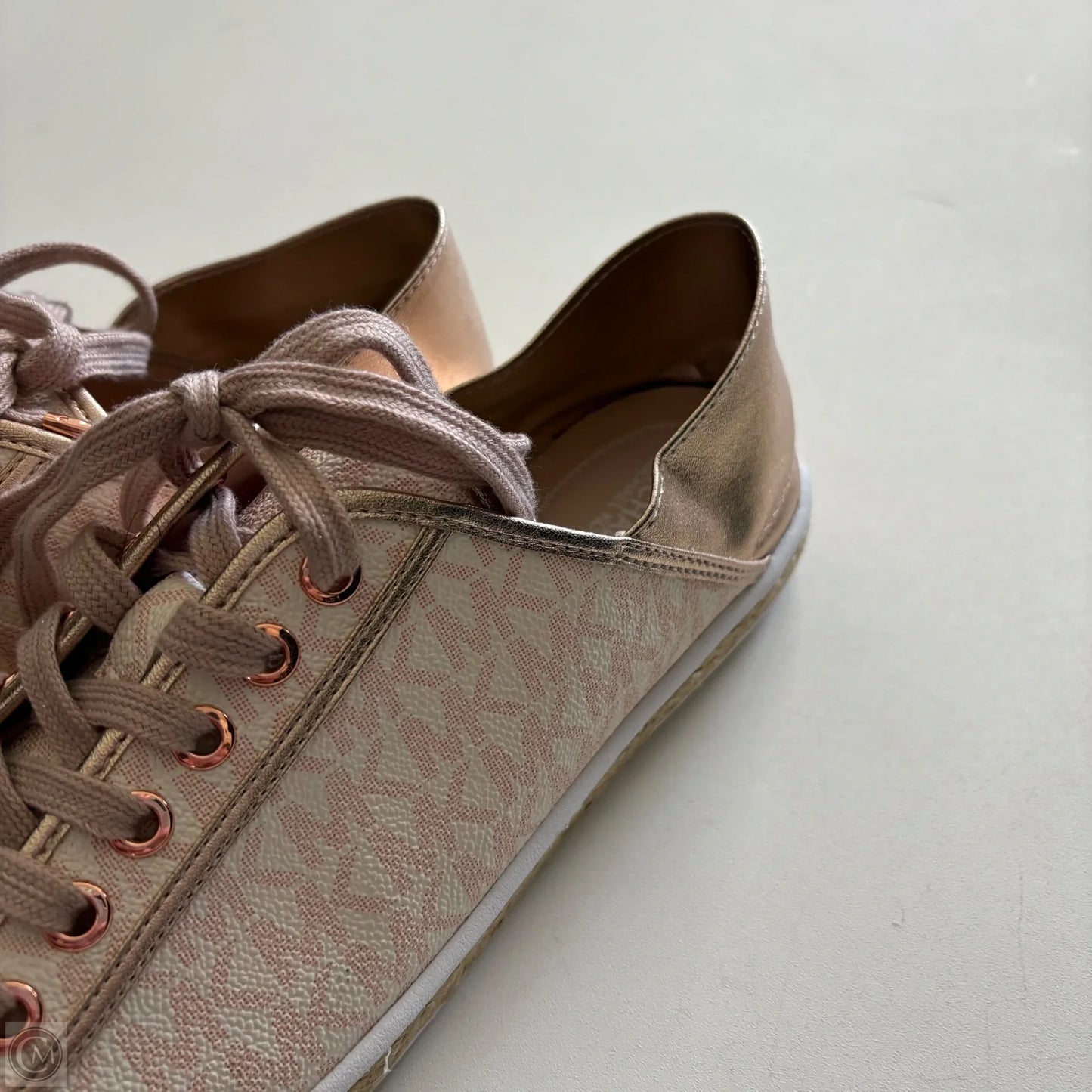 Shoes Designer By Michael Kors In Bronze, Size: 8.5