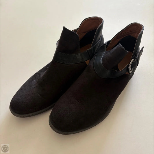 Boots Ankle Heels By Clothes Mentor In Black, Size: 8