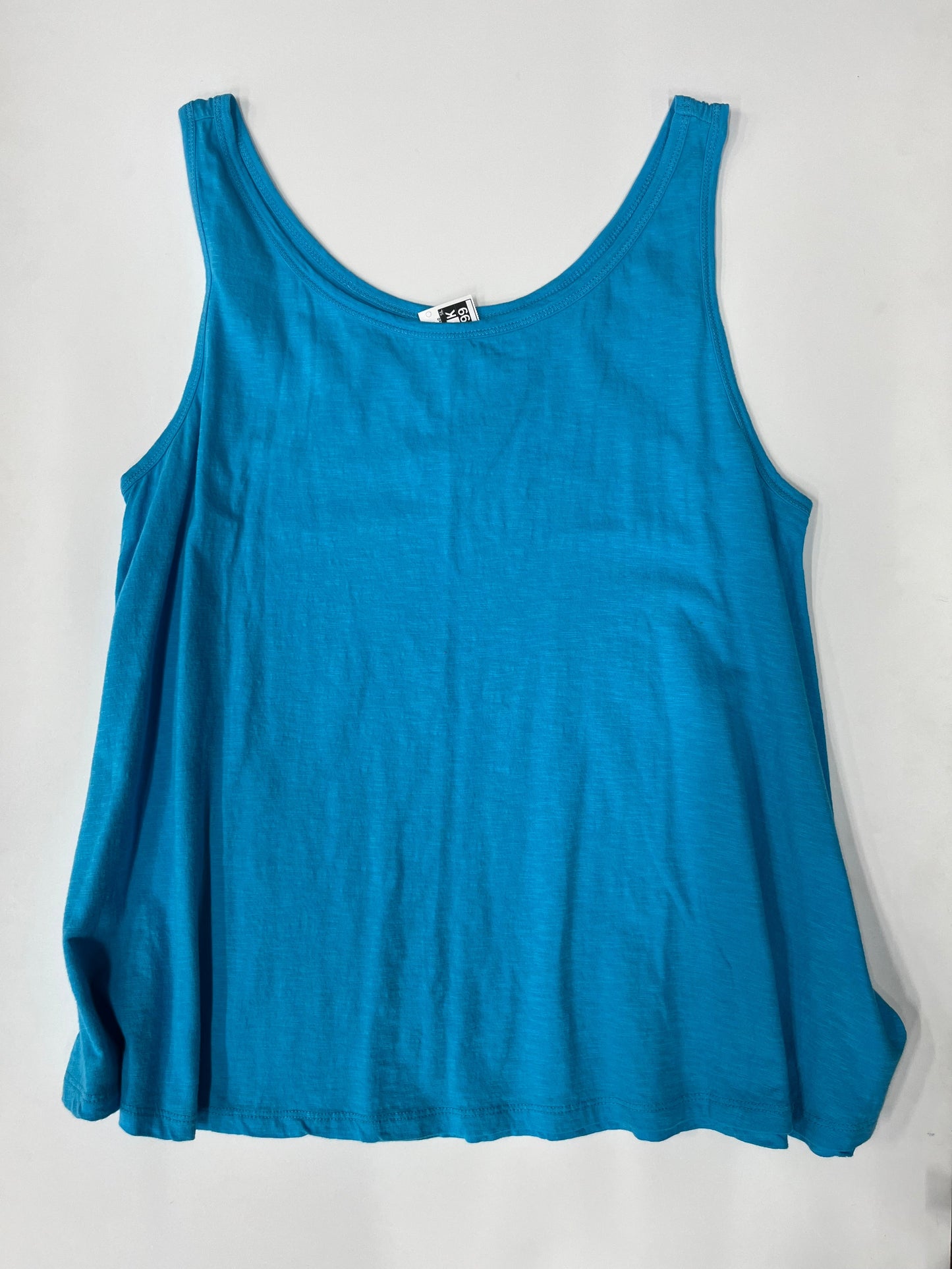 Top Sleeveless Basic By Crown And Ivy  Size: M