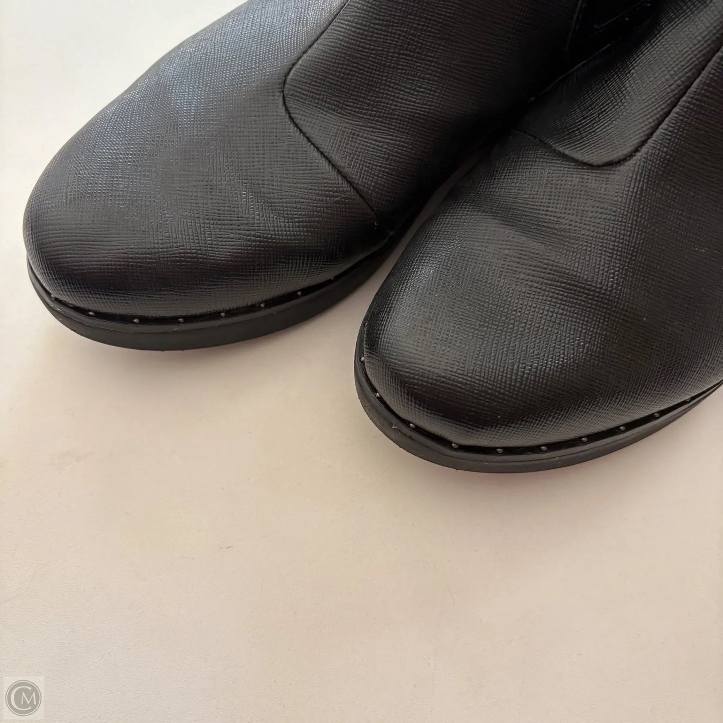 Boots Ankle Flats By Fitflop In Black, Size: 8