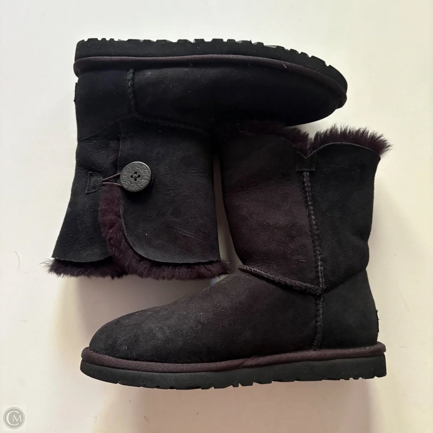 Boots Designer By Ugg In Black, Size: 6