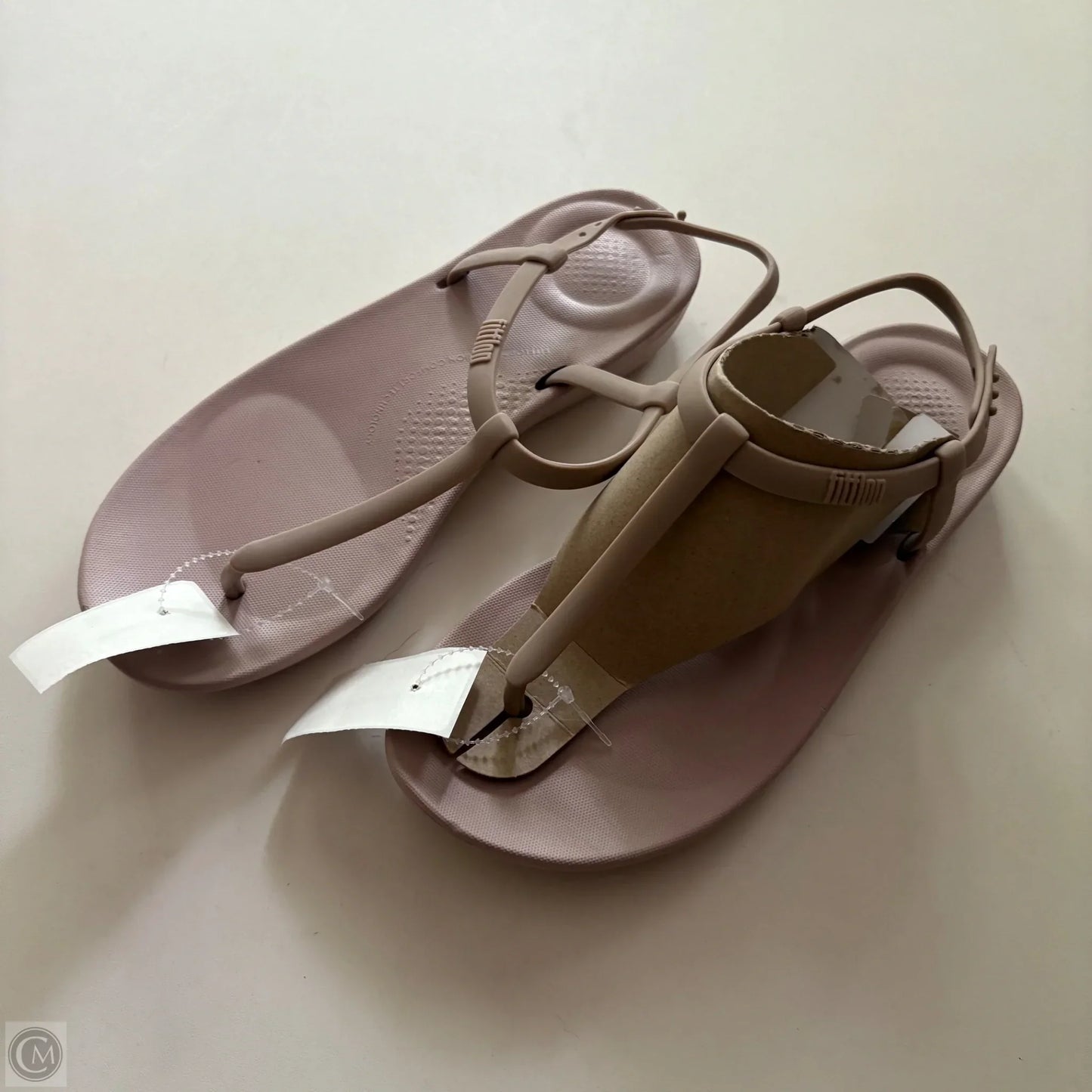 Sandals Flats By Fitflop In Pink, Size: 8