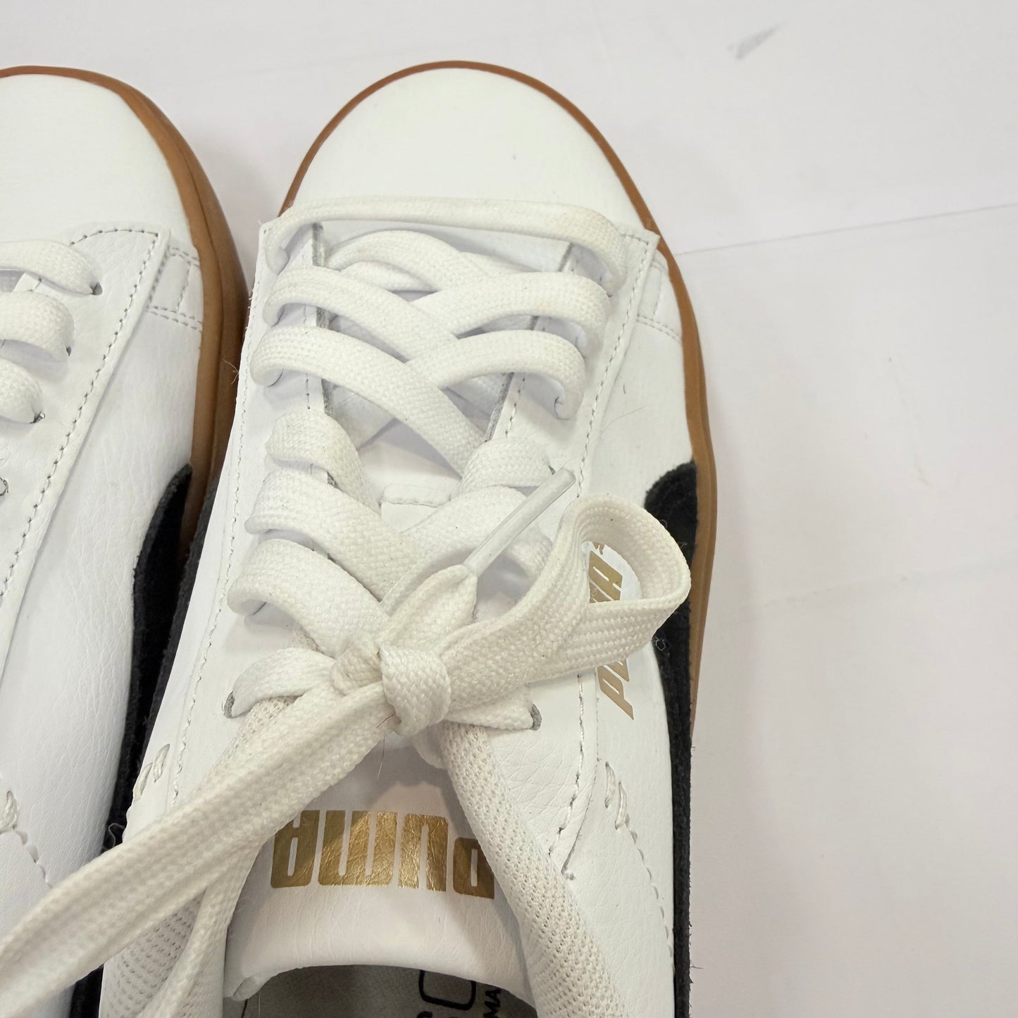 Shoes Sneakers By Puma In White, Size: 8