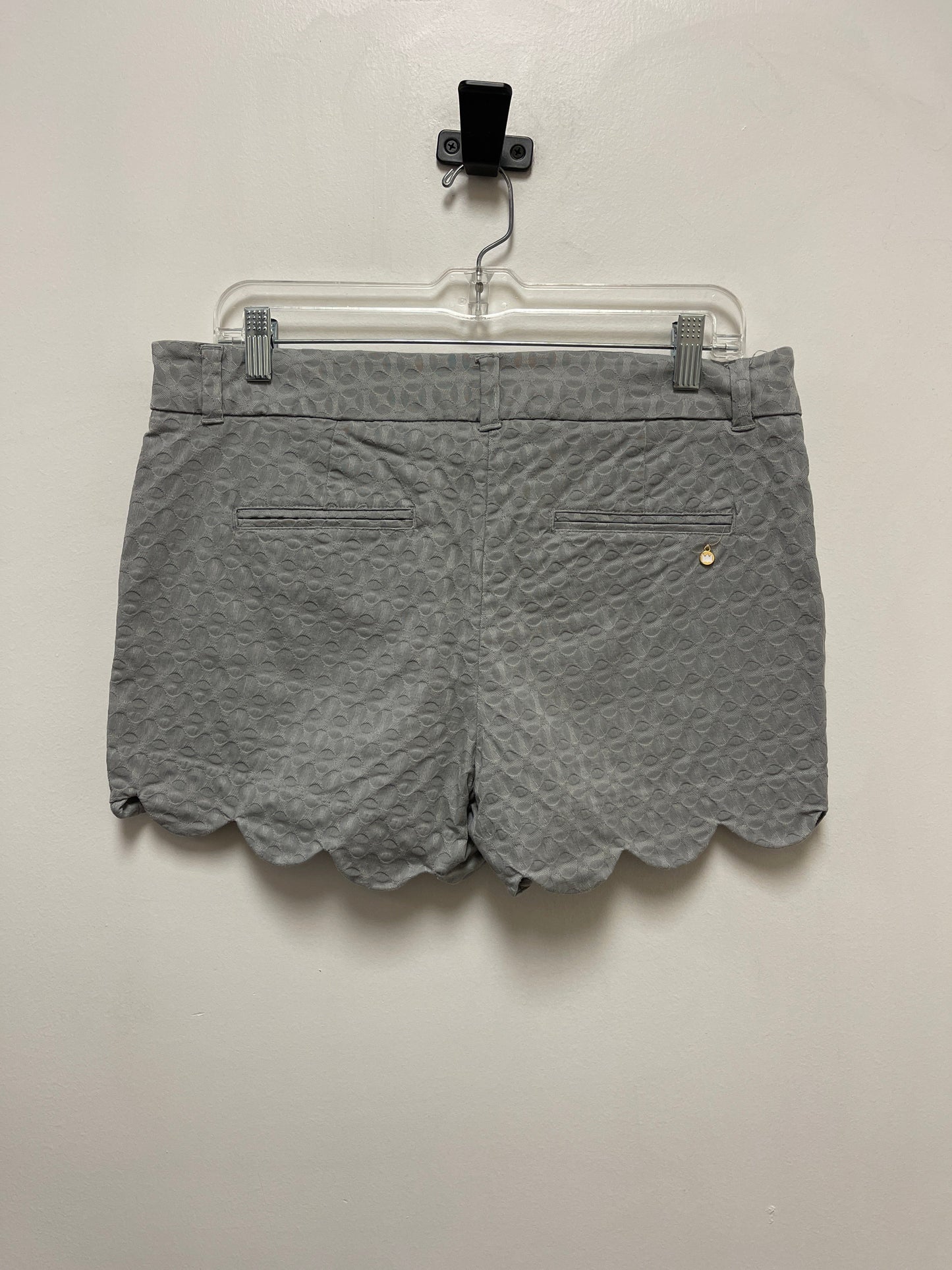 Grey Shorts Crown And Ivy, Size 6