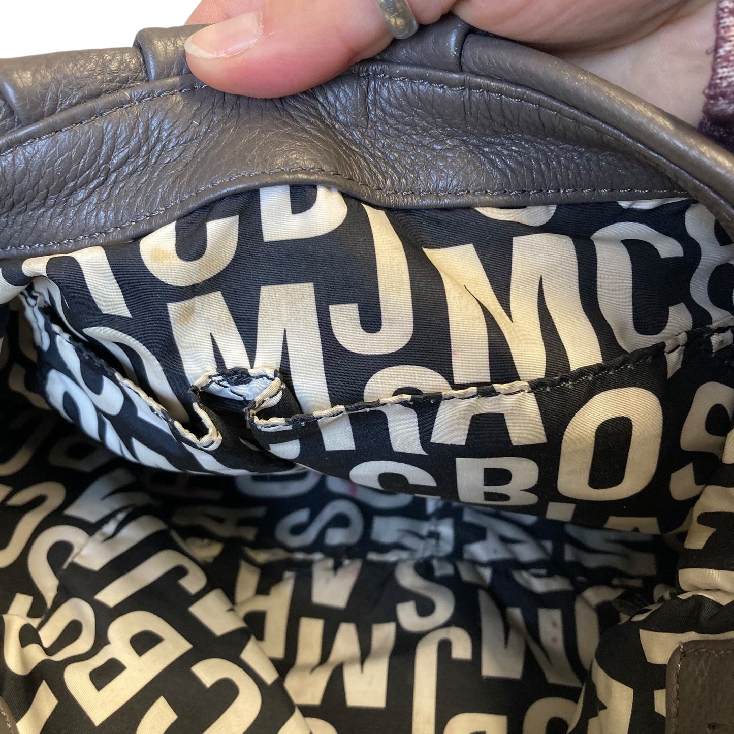 Handbag Designer By Marc By Marc Jacobs In Grey, Size:Medium