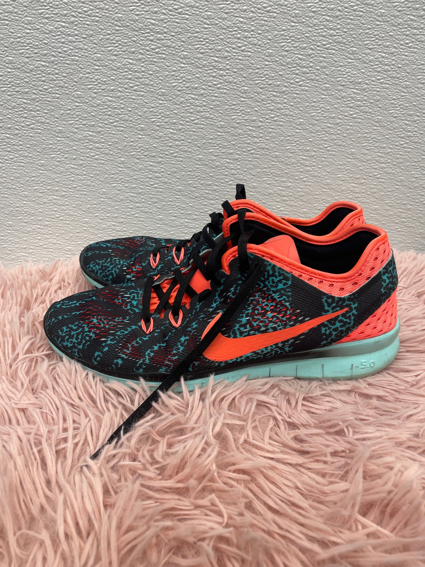 Shoes Athletic By Nike Apparel  Size: 8.5