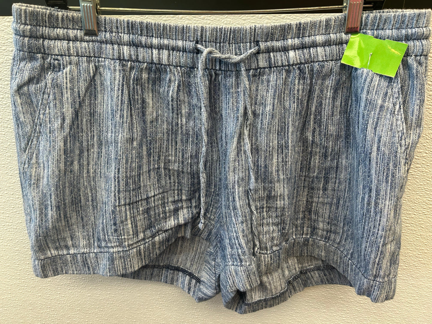 Shorts By Old Navy  Size: L