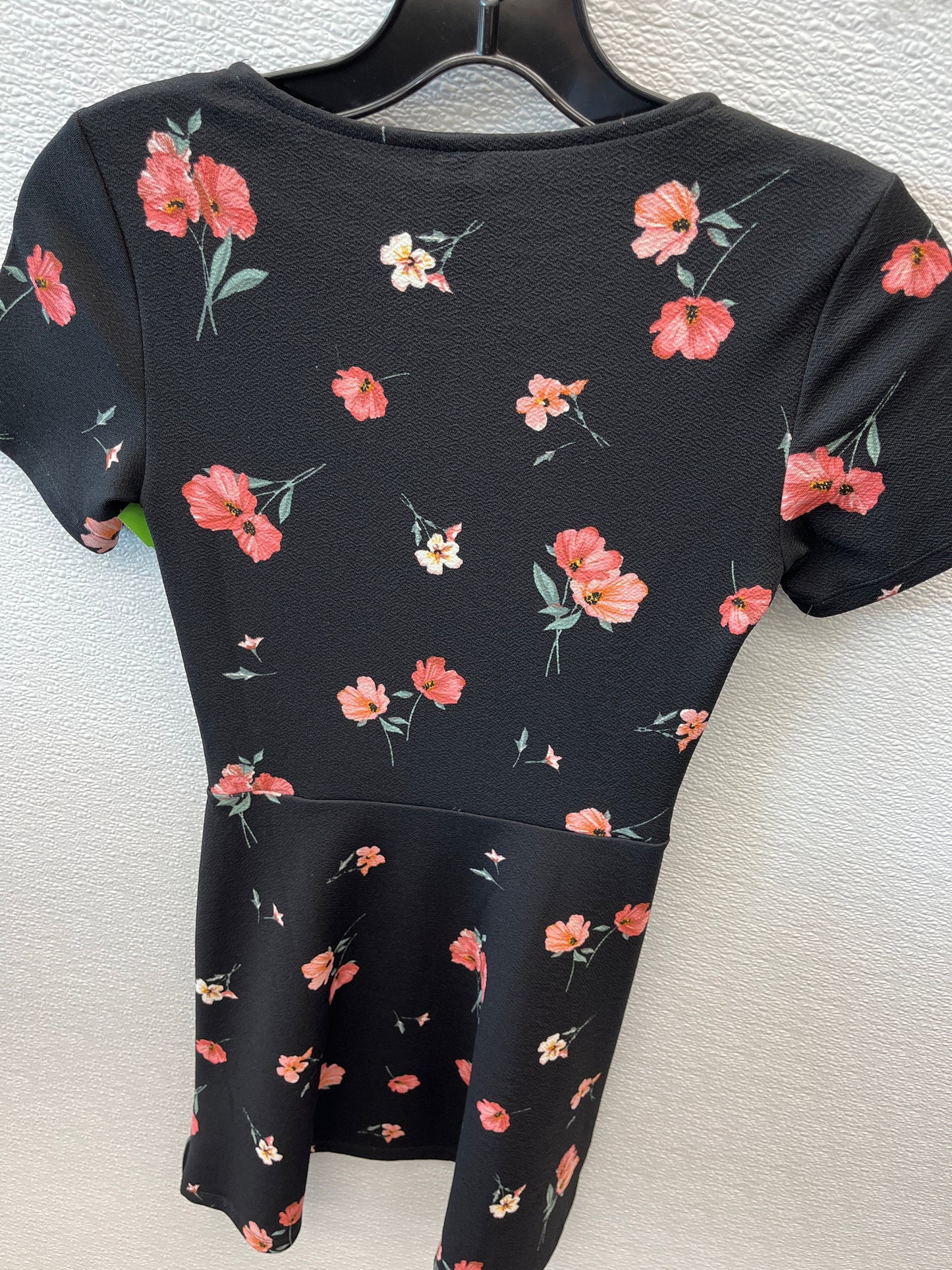 Black Floral Dress Casual Short Divided, Size 0