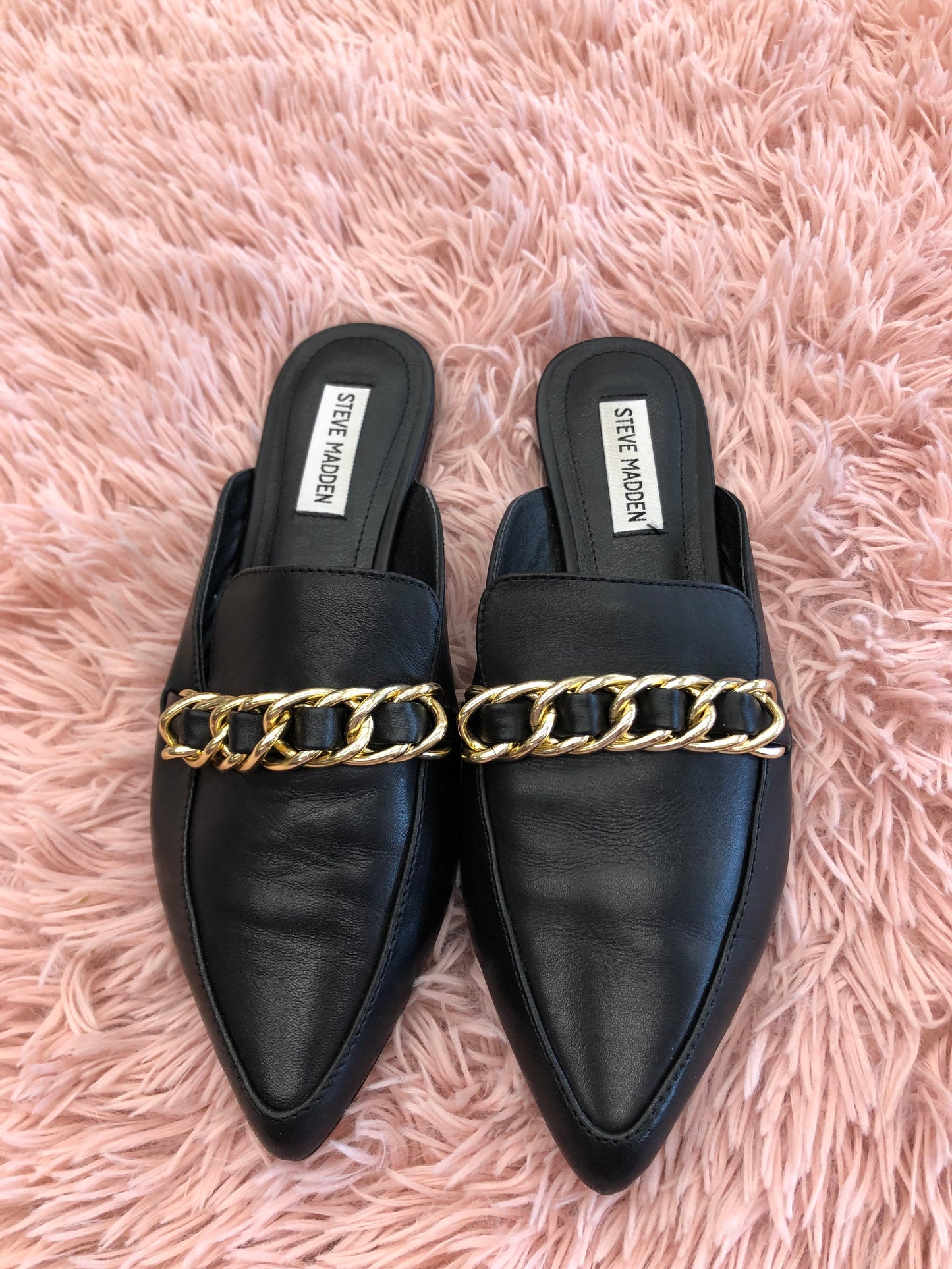 Black Gold Shoes Flats Mule & Slide Steve Madden, Size 8.5