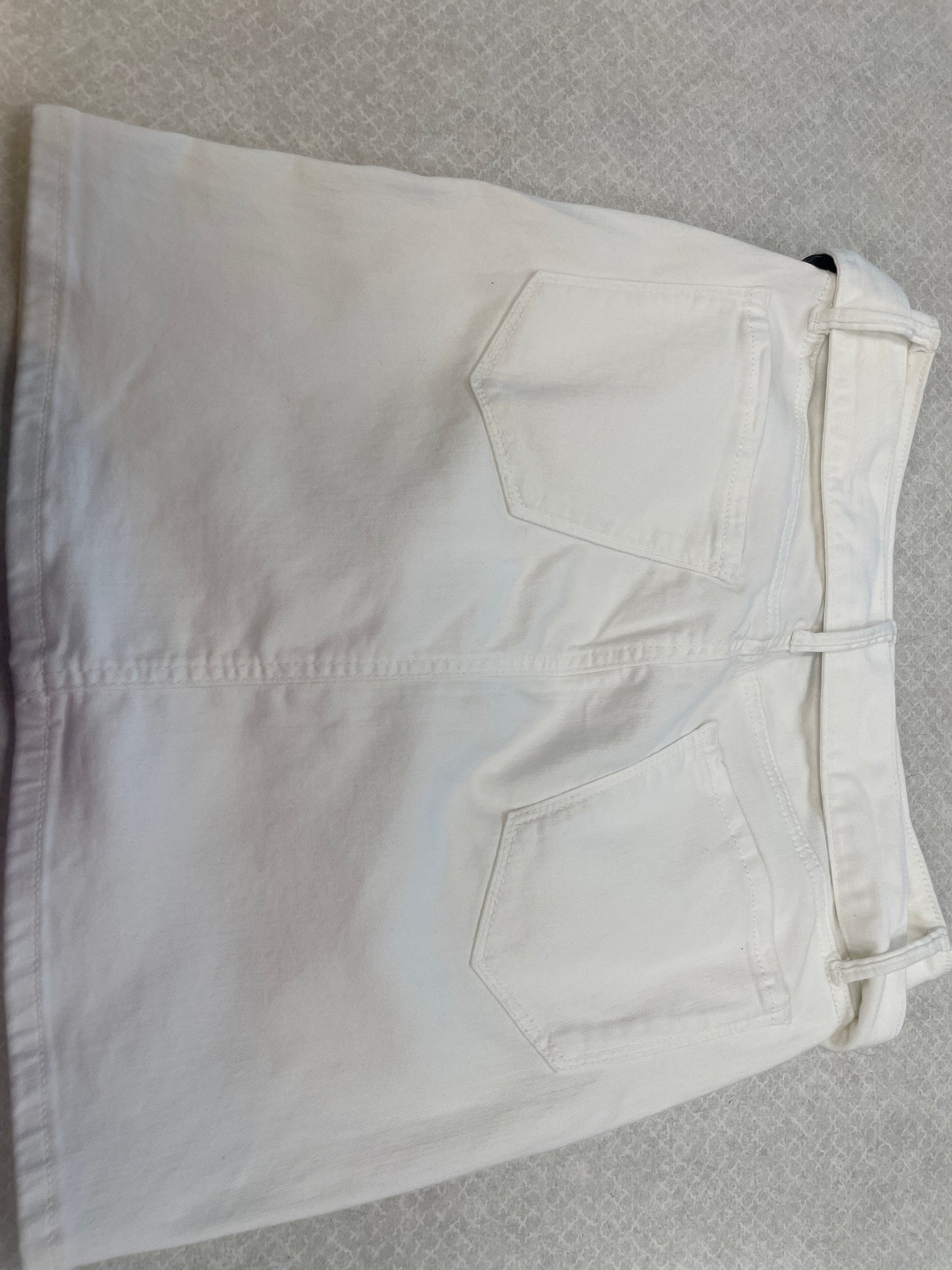 White Skirt Mini & Short Apt 9, Size 6