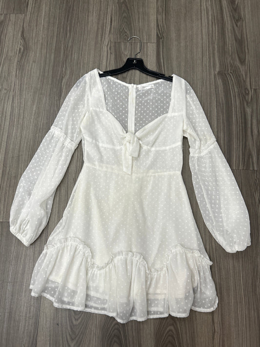 Dress Party Short By Clothes Mentor In White, Size: S