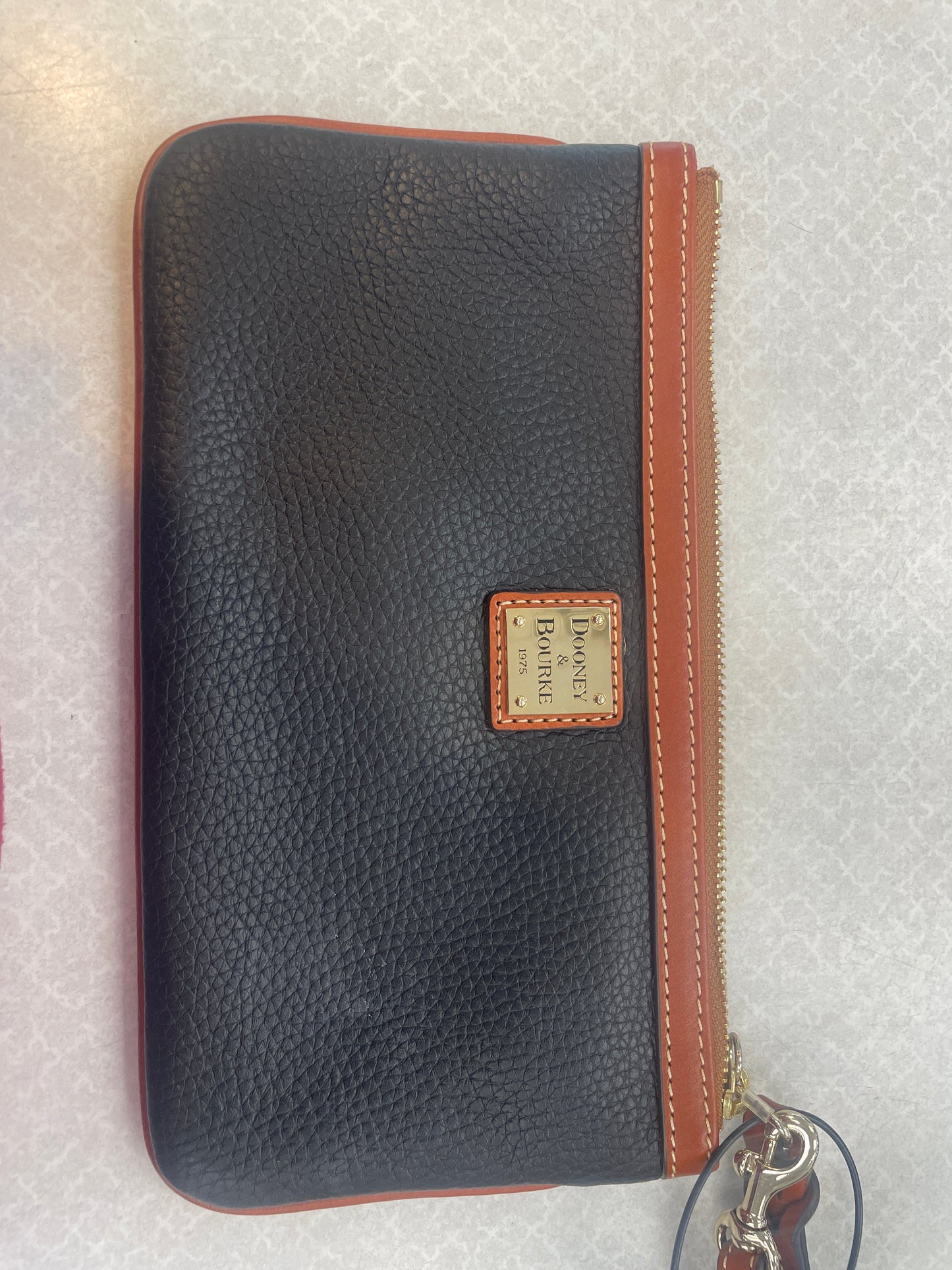 Wristlet Designer Dooney And Bourke, Size Large