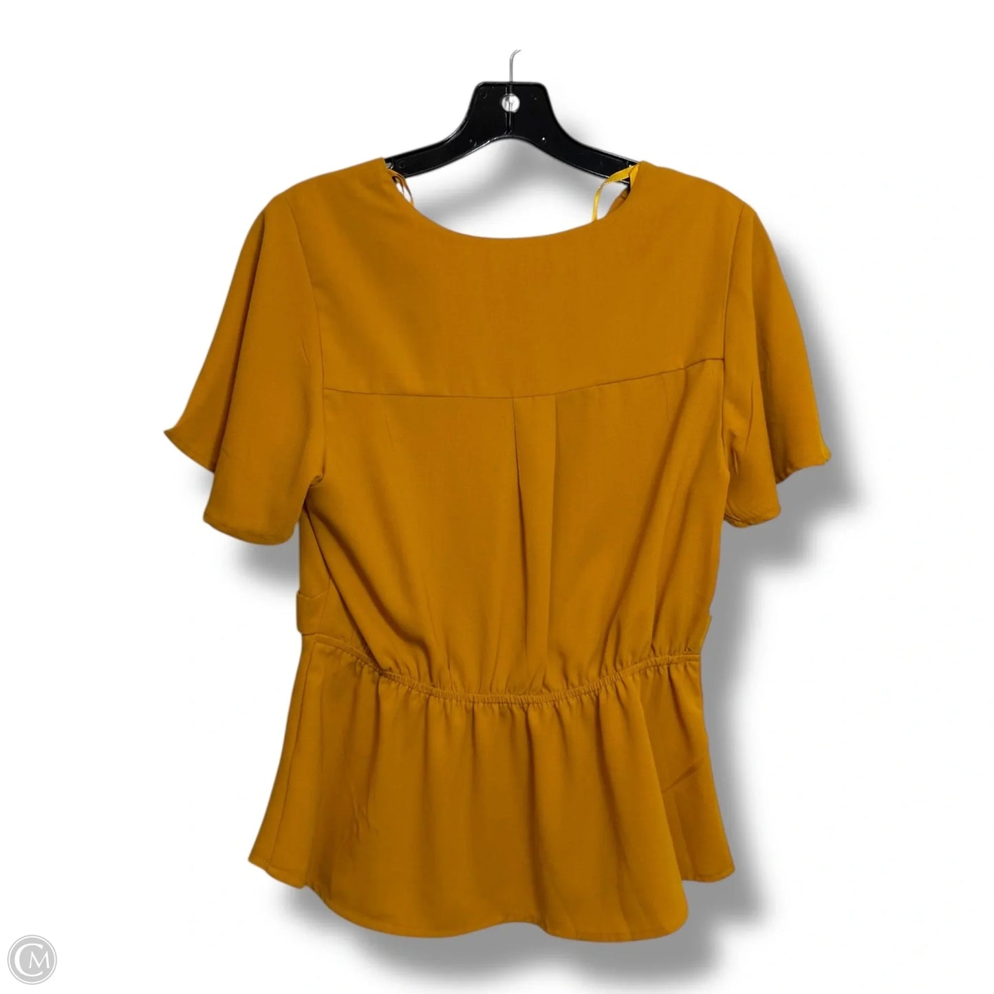 Top Short Sleeve By Monteau In Yellow, Size: L