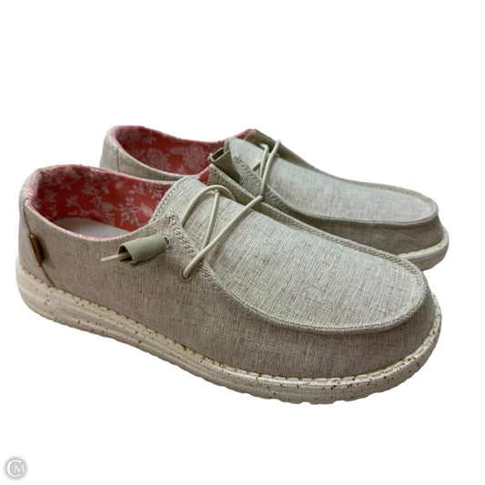 Shoes Flats By Hey Dude In Tan, Size: 8