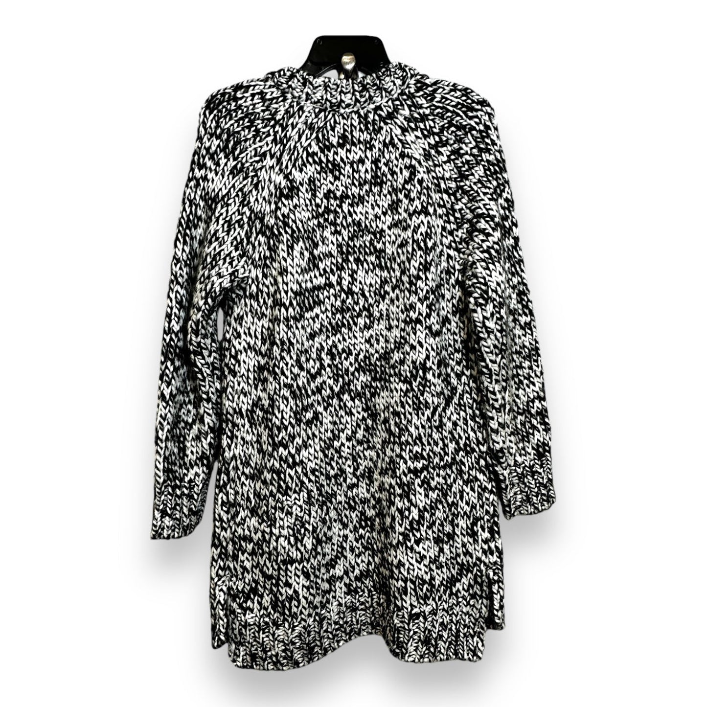 Cardigan By Clothes Mentor In Black & White, Size: M