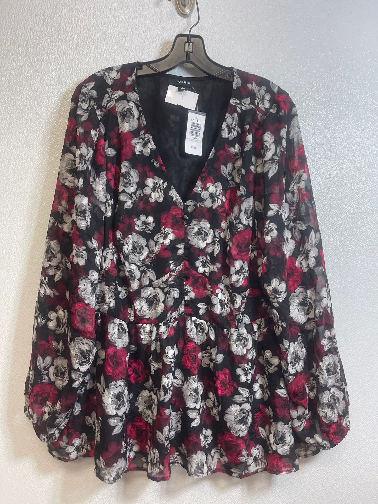 Top Long Sleeve By Torrid  Size: 3