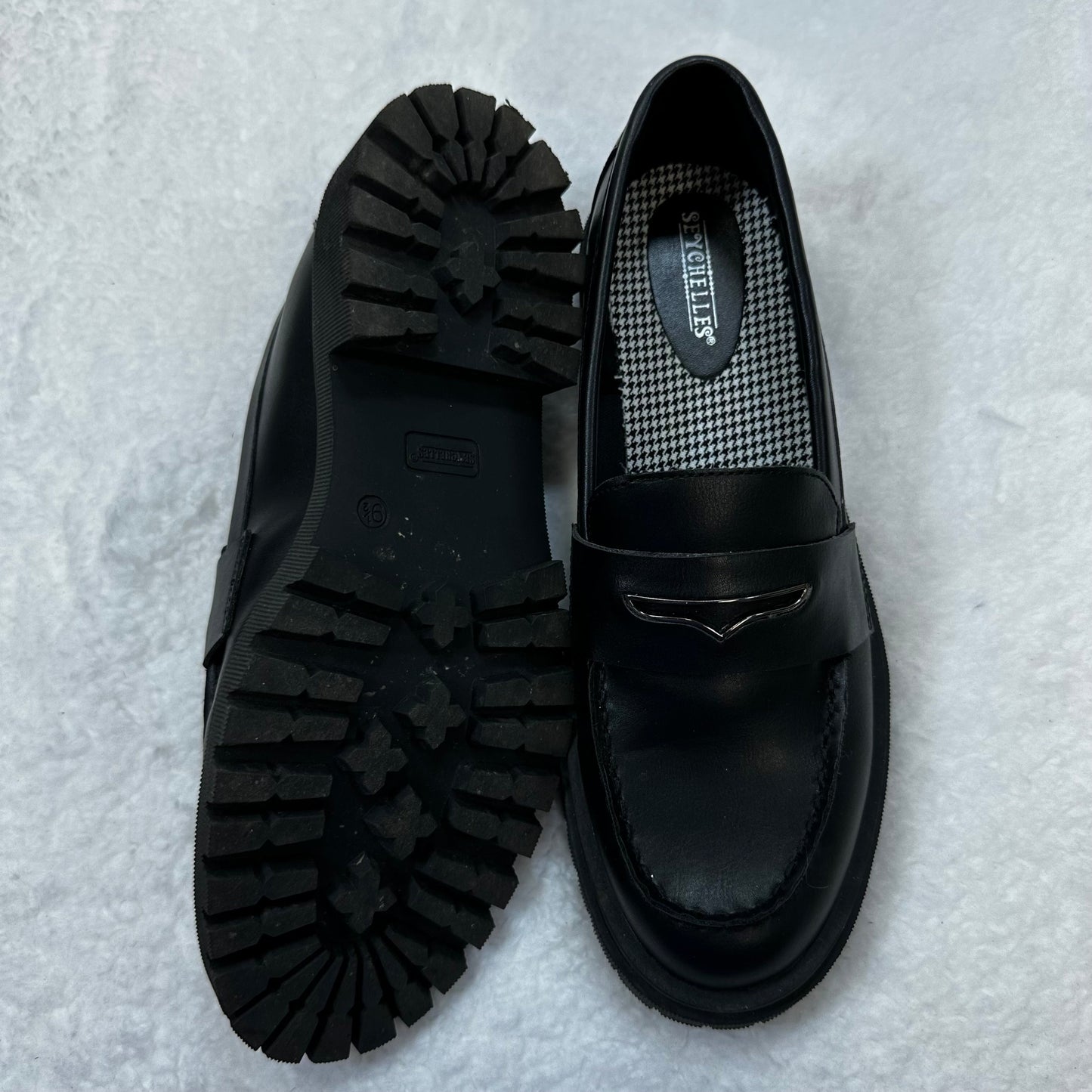 Black Shoes Flats Loafer Oxford Seychelles, Size 9.5