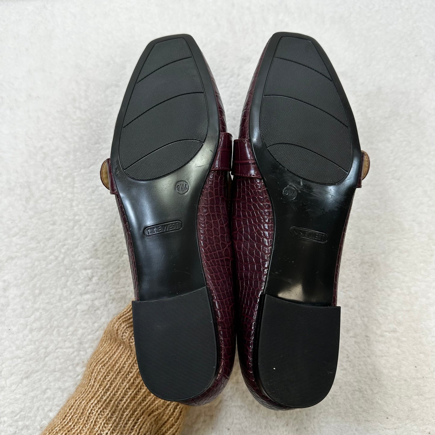 Maroon Shoes Flats Loafer Oxford Nine West, Size 9.5