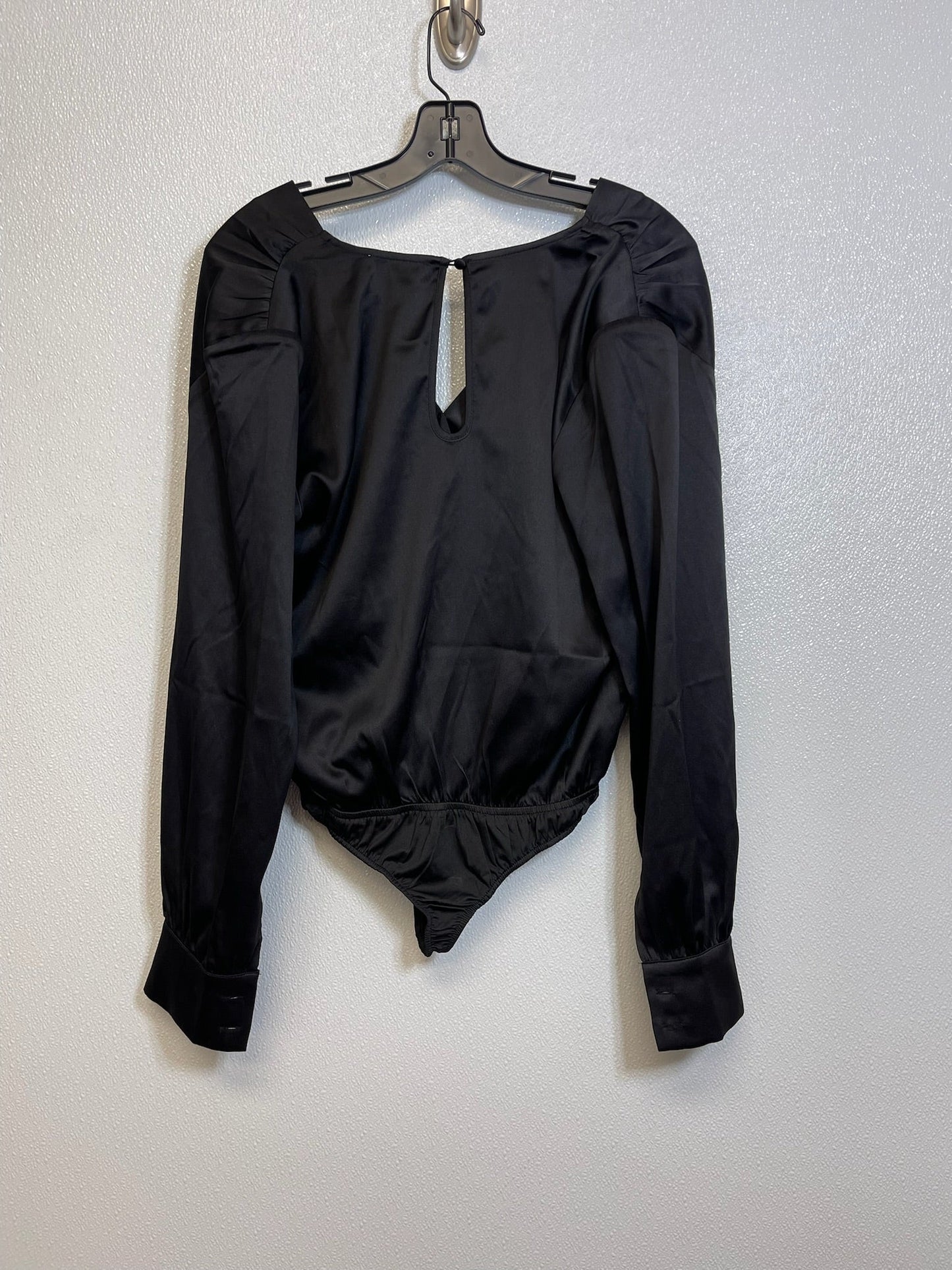 Black Top Long Sleeve Steve Madden, Size S