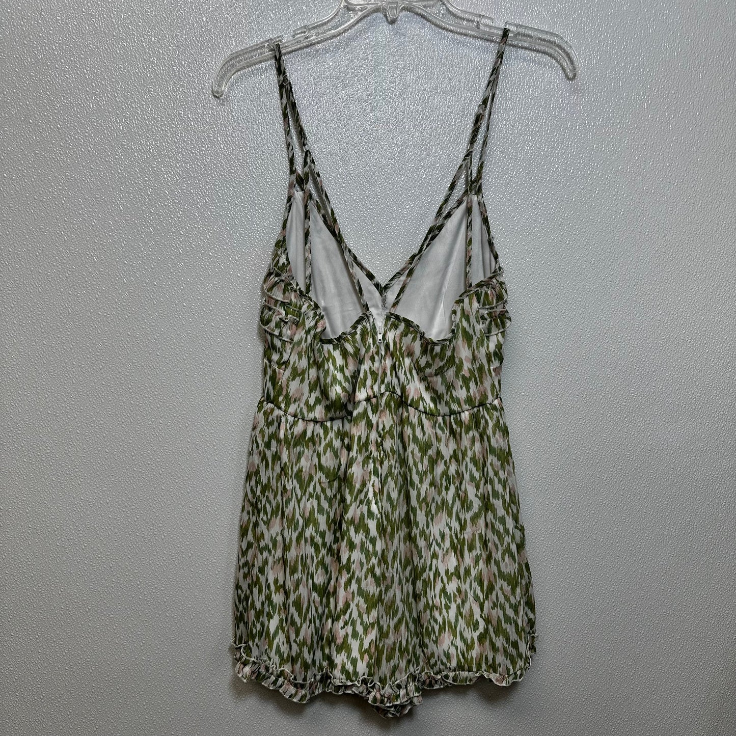 ROMPER  Sleeveless Francesca's, Size M