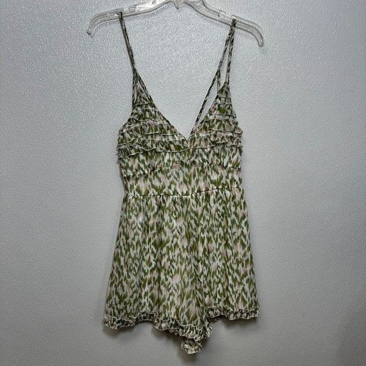 ROMPER  Sleeveless Francesca's, Size M