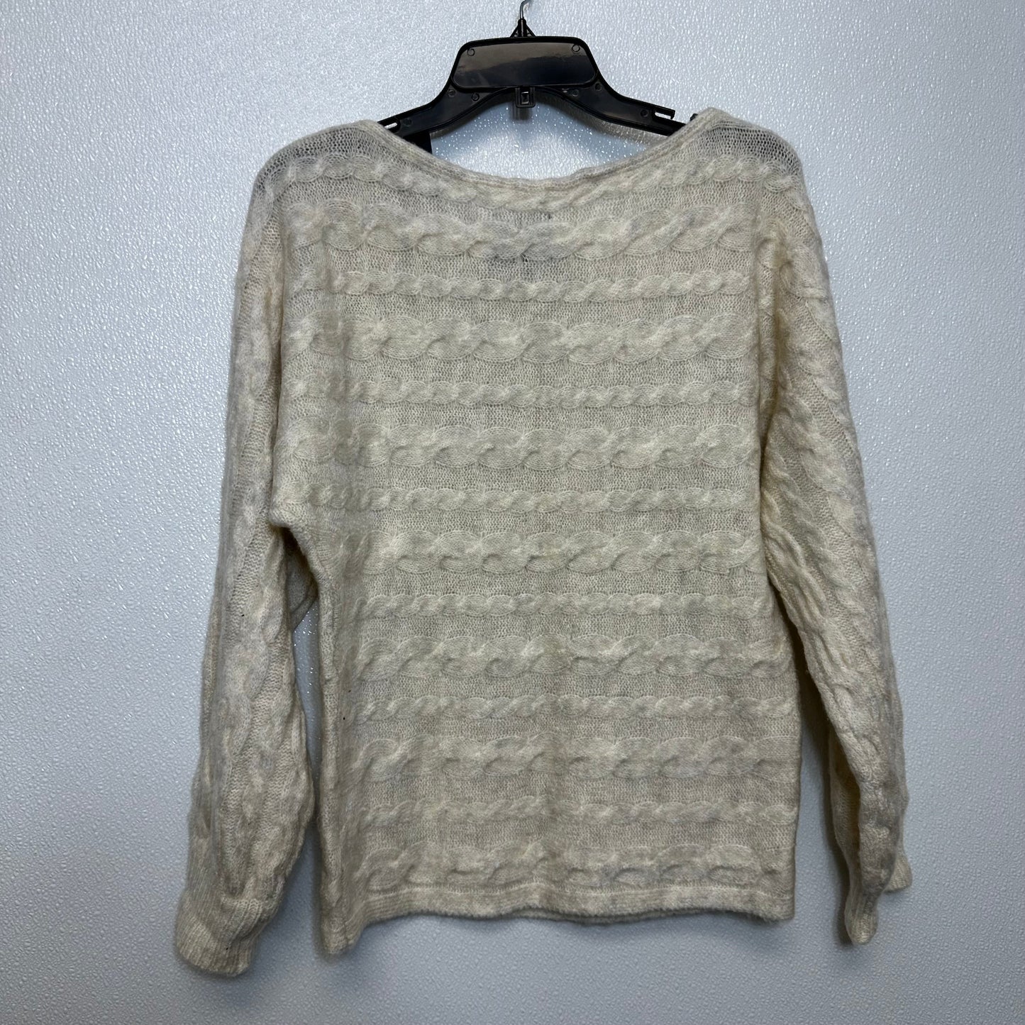 Off White Sweater Abercrombie And Fitch, Size M