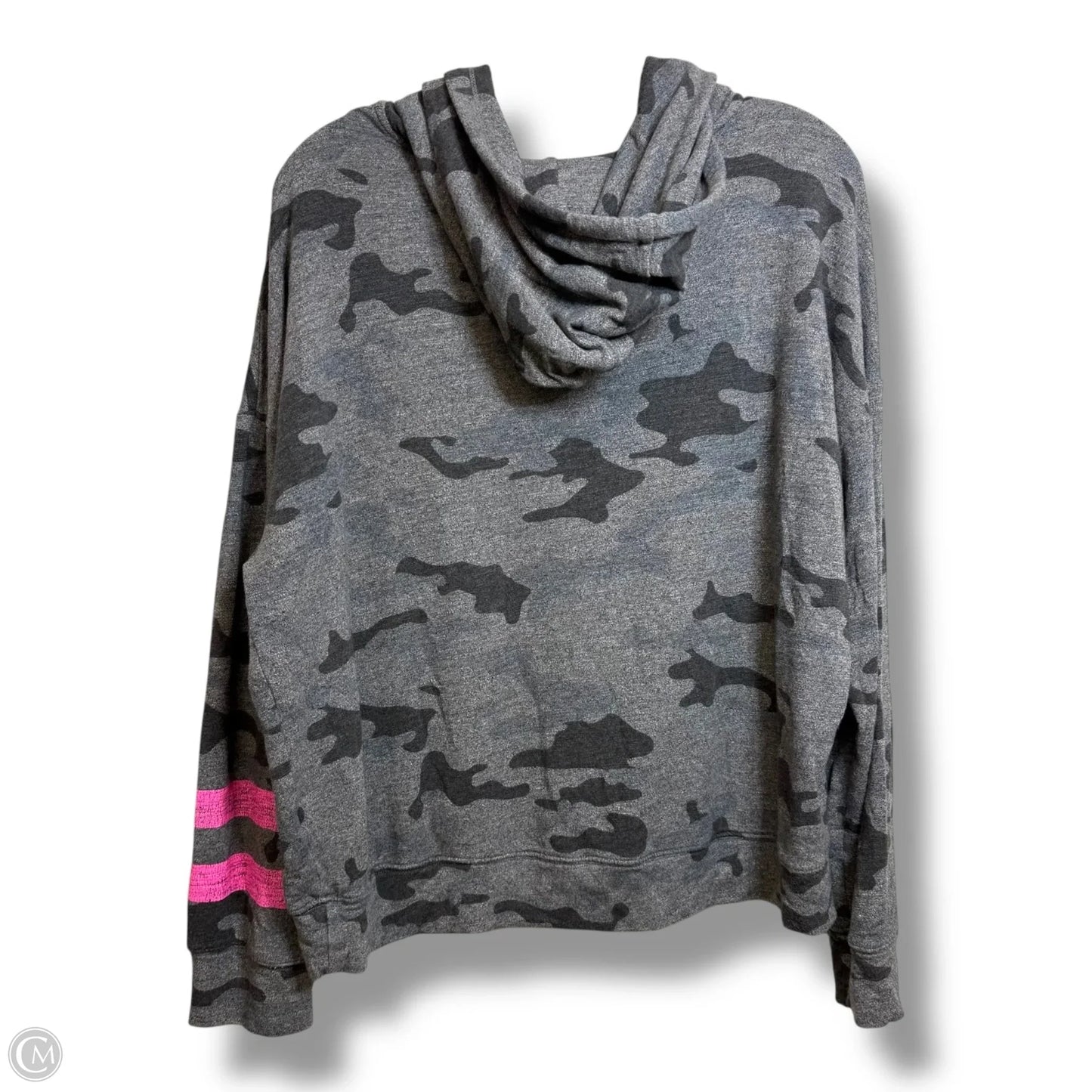 Sweatshirt Hoodie By Sundry In Camouflage Print, Size: M