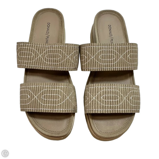 Sandals Flats By Donald Pliner In Beige, Size: 8