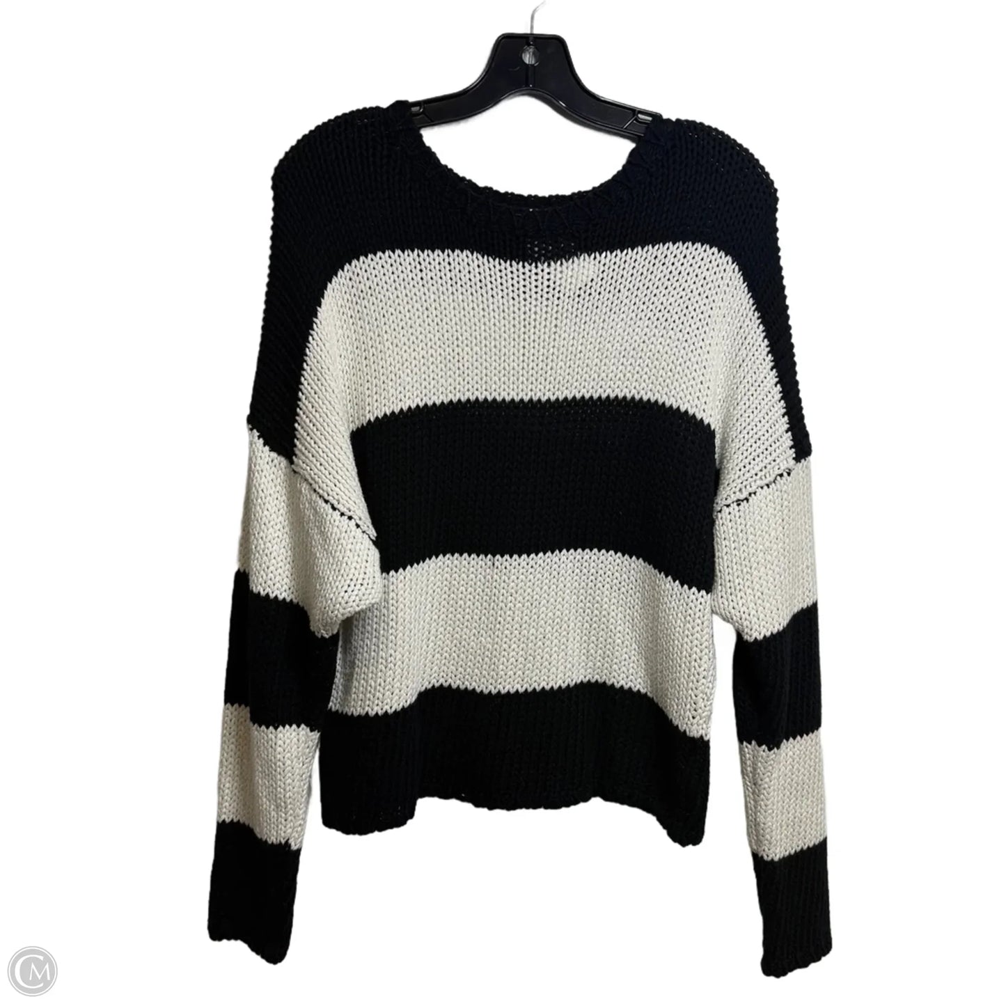 Sweater By Clothes Mentor In Black & White, Size: S