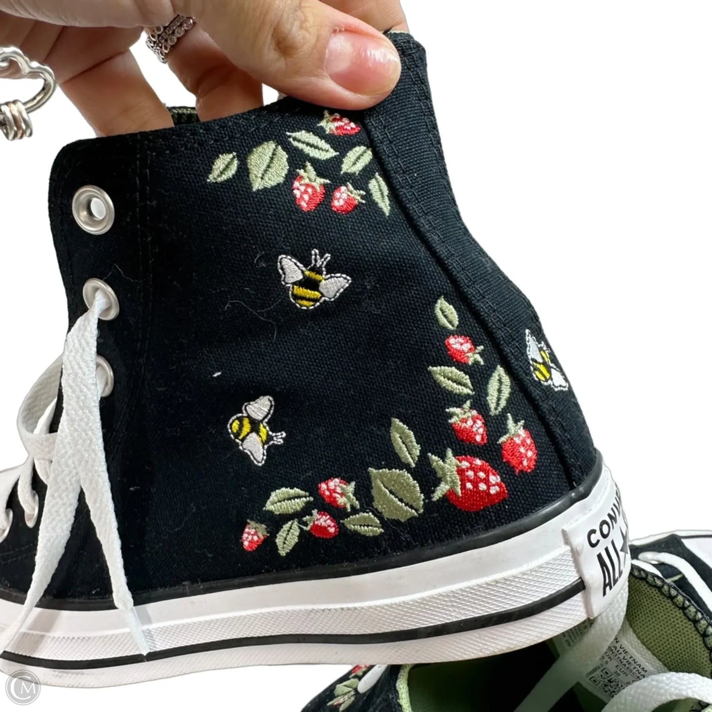 Shoes Sneakers By Converse In Black, Size: 7.5